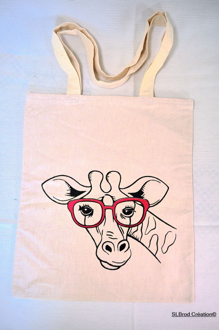 Copos bordados em Tote Bag girafa vermelha personalizável