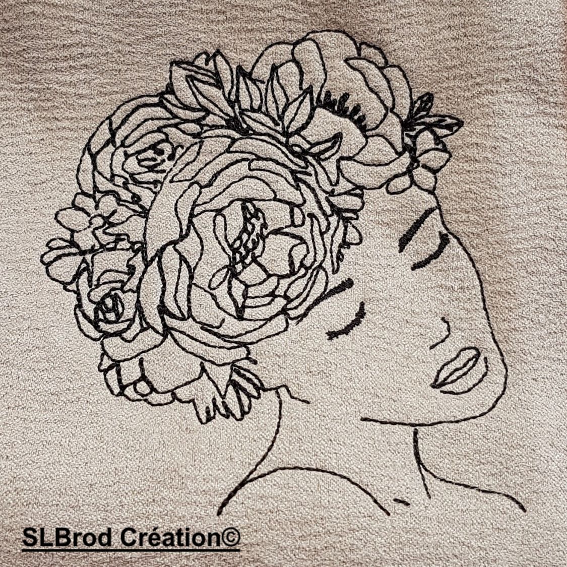 Estojo de lápis de mulher bordado com flor