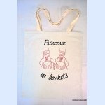 Princesa de Saco Tote bordado com ténis