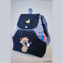 Mochila infantil bordada com touro de calças de ganga, personalizável