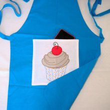 Bolo de avental infantil bordado